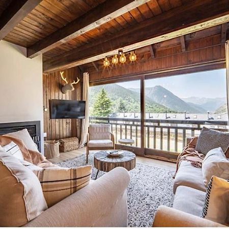 Casa Catania-Acogedora Casa Con Impresionantes Vistas-Fibra Optica Villa Salardu Bagian luar foto