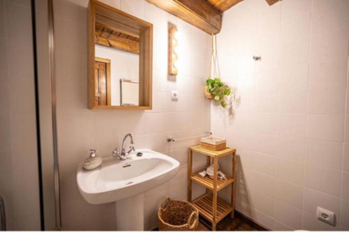 Casa Catania-Acogedora Casa Con Impresionantes Vistas-Fibra Optica Villa Salardu Bagian luar foto